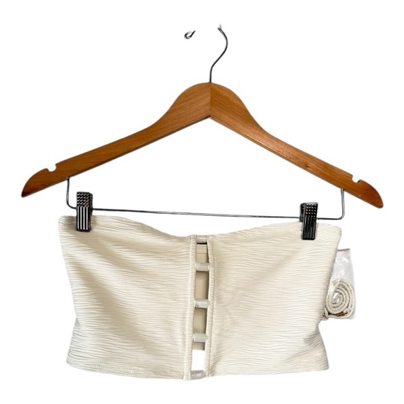 Carmen Marc Valvo Bandeau Crop Bikini Top - Wave Texture STYLE: C3S487 - Picture 3 of 12